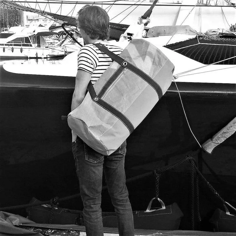 Polochon grand "Navy" Sur mesure Voile et sangle BLEUE , fond zip et numéro ORANGE