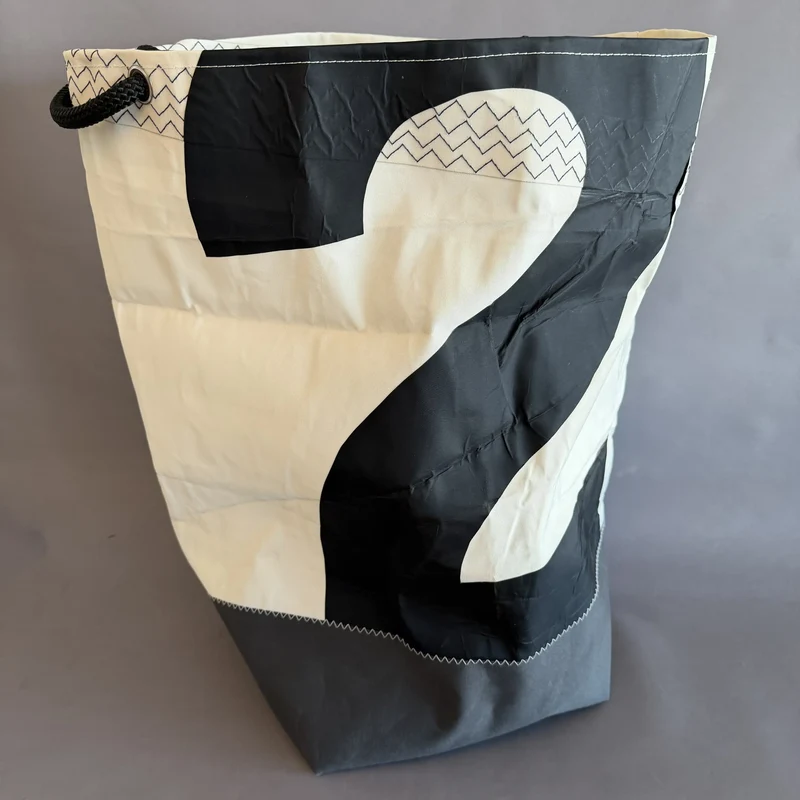 Corbeille grand modèle Blacky - modèle unique