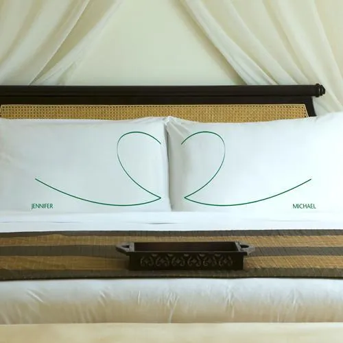Garden Green Couples HeartstringsPersonalized Pillow Case Set