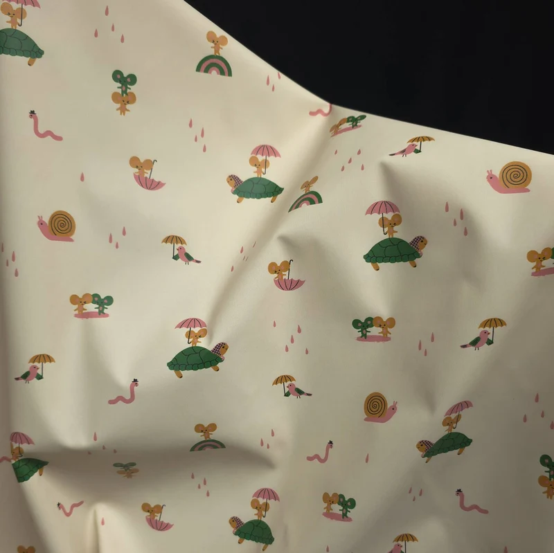 Tissu imperméable | Imprimé Amis de la pluie fantaisistes | Certifié OEKO-TEX®