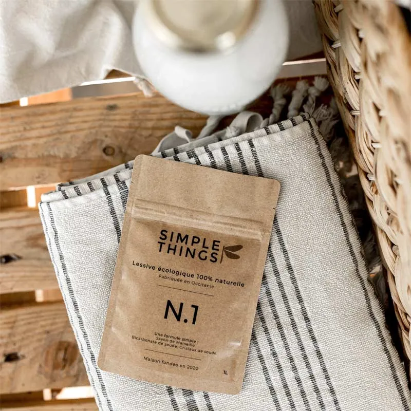 Lessive écologique 100% naturelle Simple Things - Recharge de 1 litre en sachet