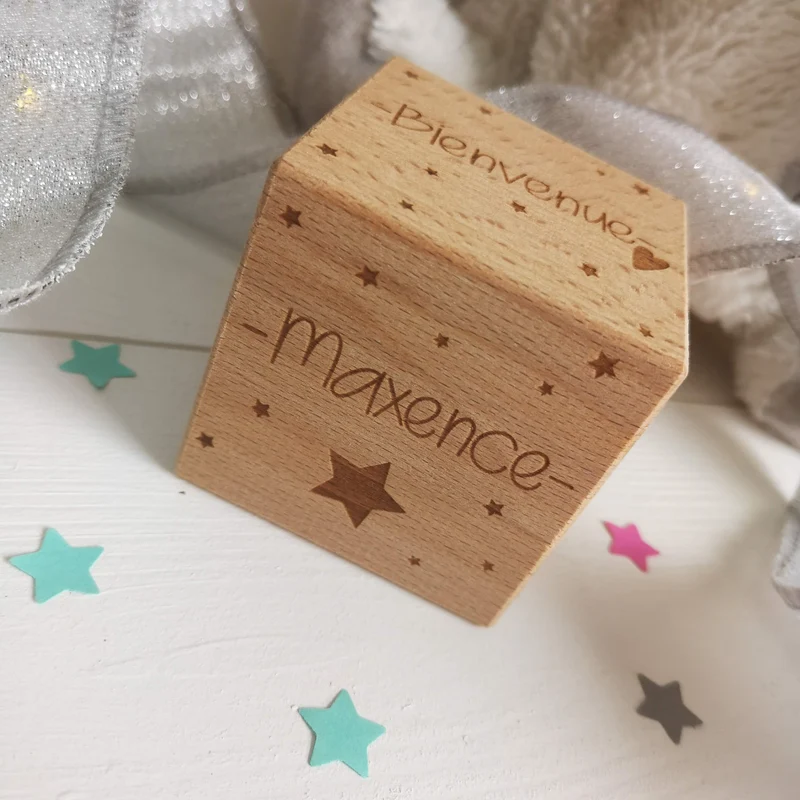 Cube naissance en bois personnalisable