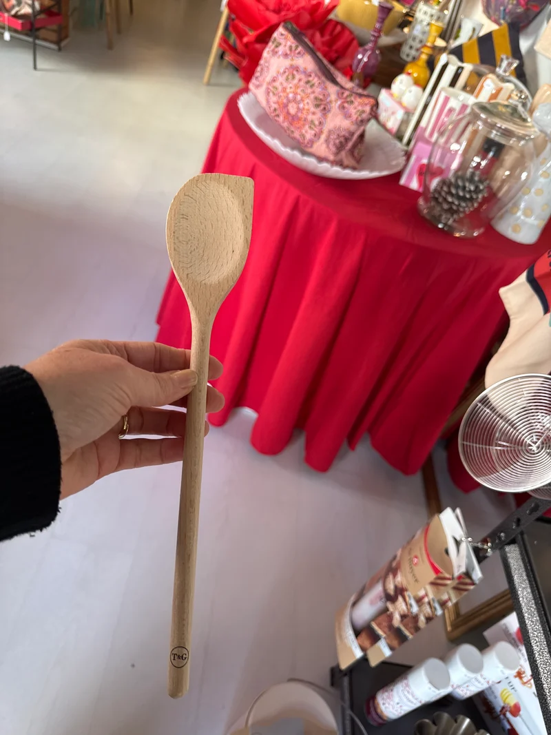 Spatule en bois, ovale avec un angle droit, Bastide.