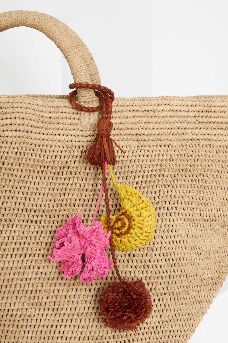 BAG CHARM Shell